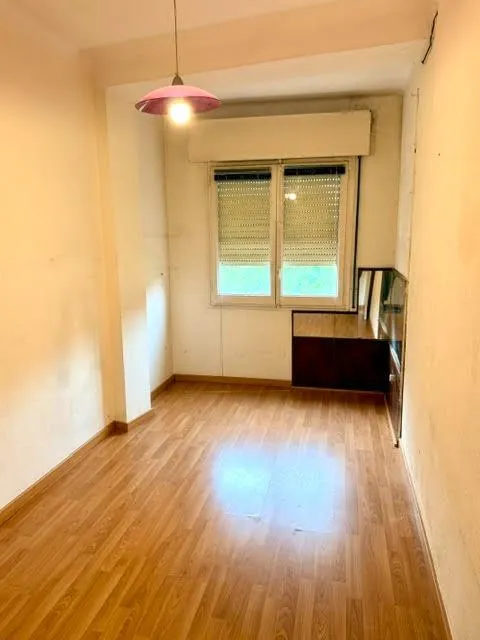 Luminoso piso totalmente exterior de 3 habitaciones con ascensor — 14