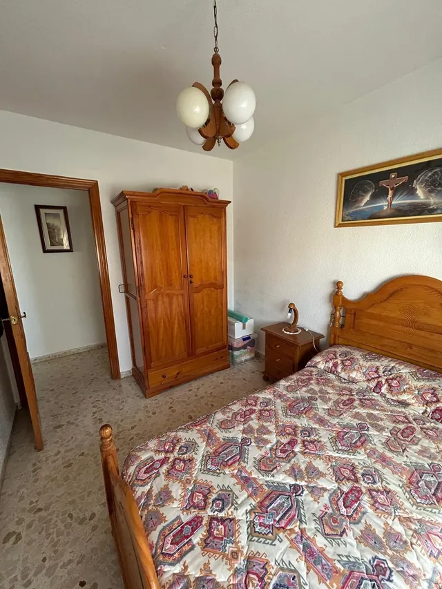 VIVIENDA SOBRE LOCAL EN SANTA MARÍA DEL ÁGUILA — 6