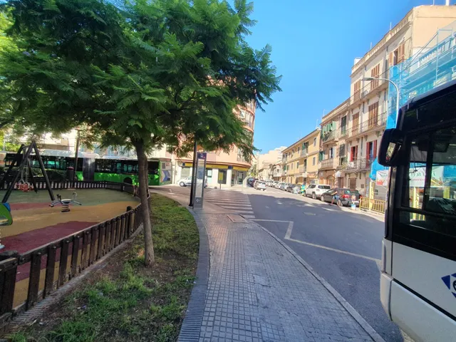 Alquilado--se vende piso santa catalina---wassap---n.652148165---maria — 11