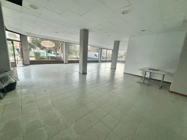 Local comercial 3 habitaciones 95m² en venta - La corredoria - foto 5