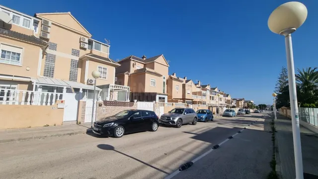 Tu rincón de sol, calma y vida mediterránea - foto 2