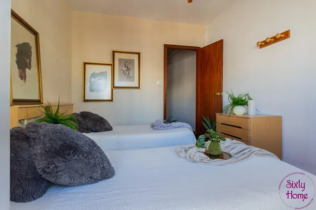 Vivienda SIN ASCENSOR de cuatro dormitorios en segunda línea de playa — 13