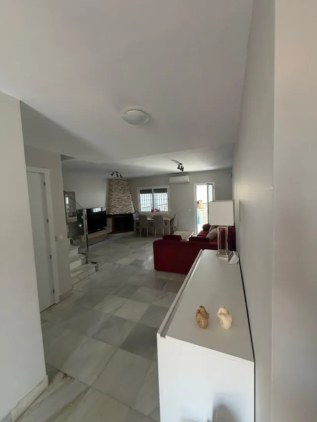 SE VENDE CHALET ADOSADO EN BARBATE ZONA POLI — 10