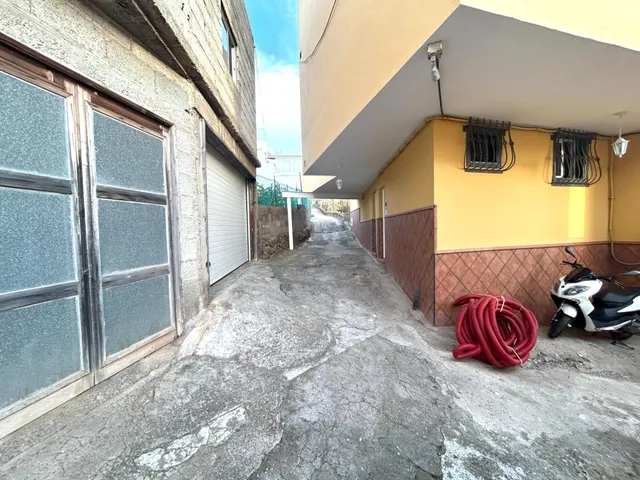 SE VENDE CASA en  La Victoria — 24