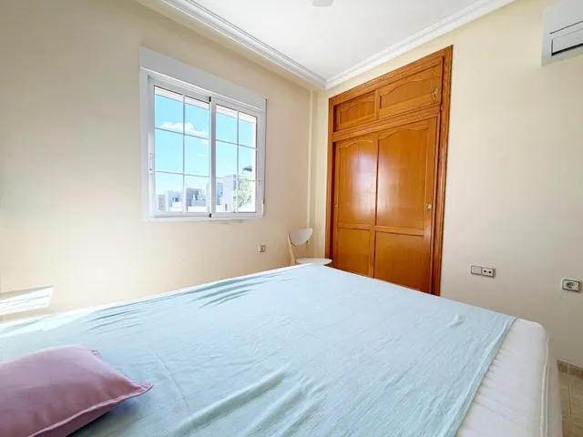 Fantástico bungalow en planta alta con solárium privado en Lomas de Cabo Roig — 14