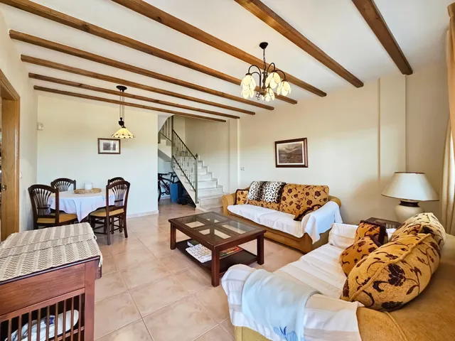 Urb. Mediterraneo - Bungalow con piscina y parking , cerca del mar, frente al parque  Natural Clot de Galvany — 9