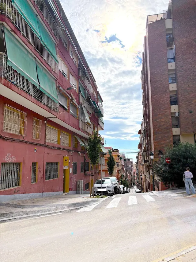 Gran piso en esquina y reformado en la ronda del castillo — 37