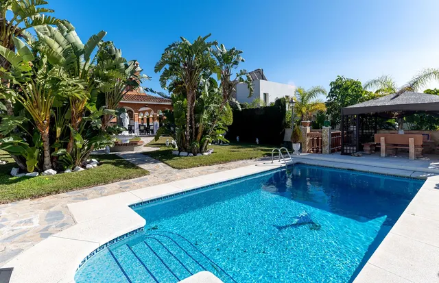 Chalet 4 habitaciones 236m² en venta - Riviera del sol — 8
