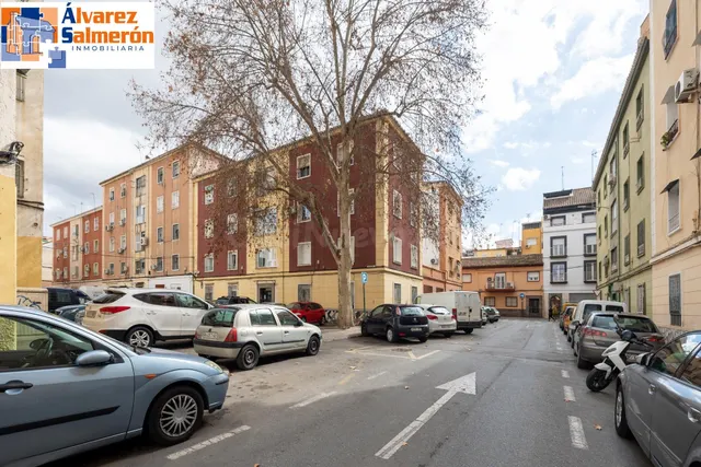 Piso reformado en zona Zaidin — 5