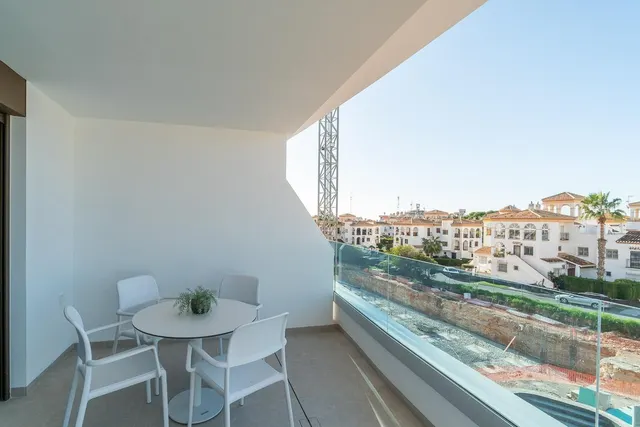 APARTAMENTO DE 2 DORMITORIOS EN PLAYA FLAMENCA — 9