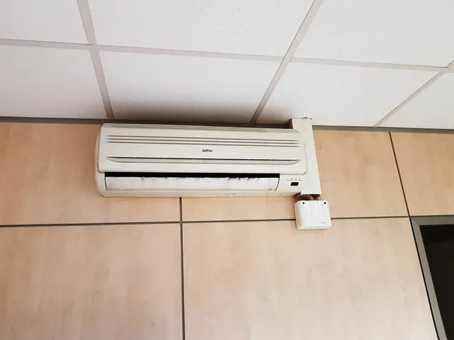 Local comercial - Esplugues de Llobregat (Can Clota) — 11