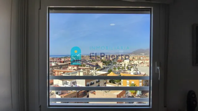 APARTAMENTO REFORMADO A 50 METROS DEL MAR EN EL PASEO DEL PUERTO – REF. 1850 — 25