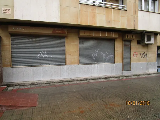 Urbis te ofrece un local comercial en la zona de la Estación, Salamanca. — 11