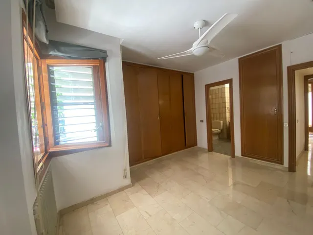 ✨ Amplio piso con gran potencial en Santa Catalina ✨ — 35