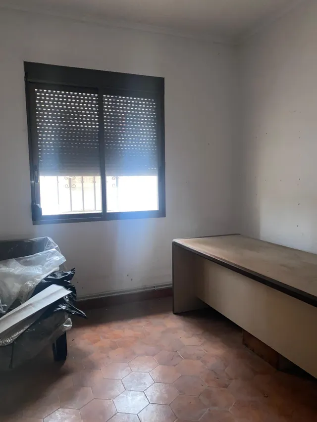 CASA CON MUHAS POSIBILIDADES CERCA DE LA PLAZA DE LA CONCEPCIÓN — 21