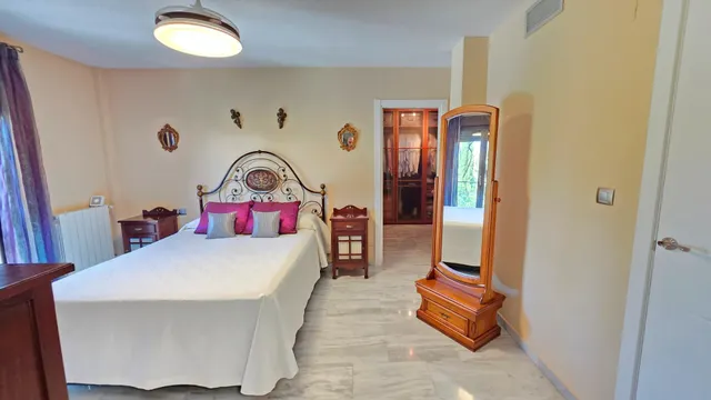 ¡increíble casa adosada con piscina privada en urbanización azahar! — 30
