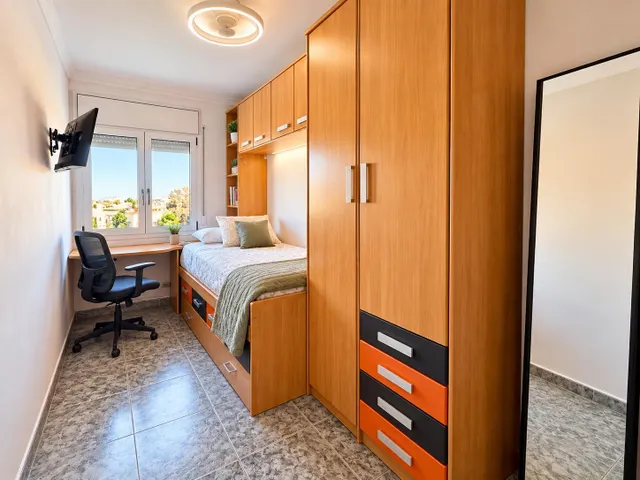 Piso 3 habitaciones junto a Les Bases de Manresa! Exterior y listo para entrar a vivir — 19