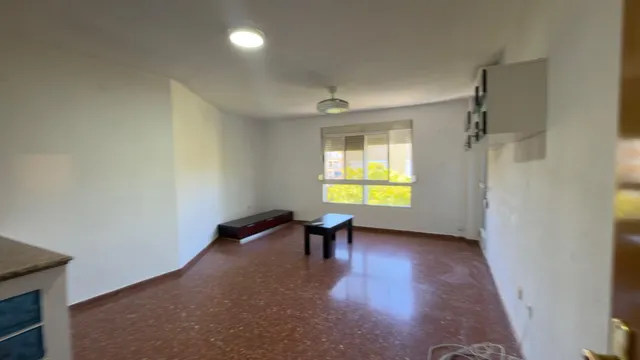Vivienda de dos habitaciones en zona centrica de alaquas — 7