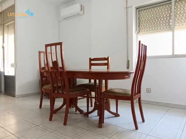 Amplia Casa en María Auxiliadora, Badajoz - Oportunidad Única por €429,000 — 10