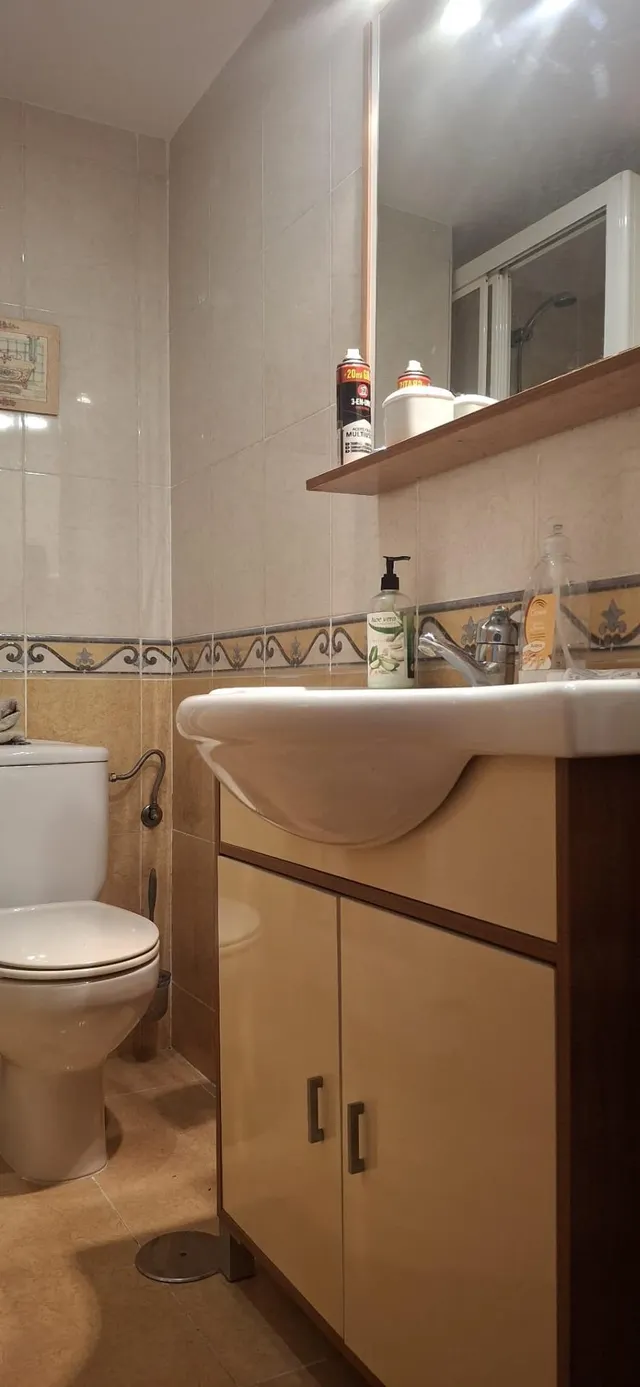 PISO DE TRES DORMITORIOS Y DOS BAÑOS A 300 METROS DE LA PLAYA — 23