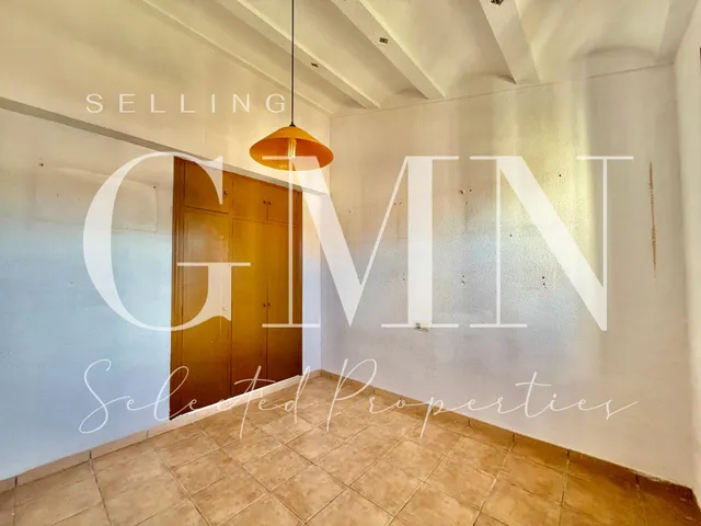 EXCELENTE VILLA EN ESQUINA EN ALBIR | MÁS PRIVACIDAD, LUZ Y GRAN POTENCIAL — 37