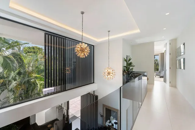 Chalet 5 habitaciones 586m² en venta - Marbella — 28