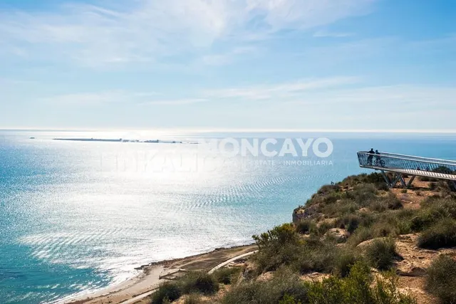 Fantástico chalet independiente con piscina privada en Gran Alacant, Alicante, Costa Blanca — 29