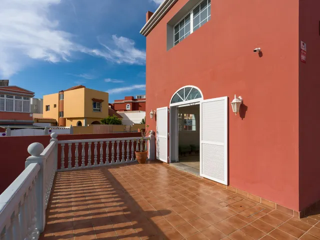 Chalet independiente con jardín y piscina privada en La Garita precio negociable — 23