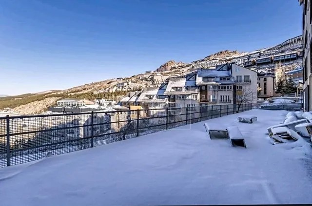 ESTUDIO EN URB SOL Y NIEVE, SIERRA NEVADA - foto 2