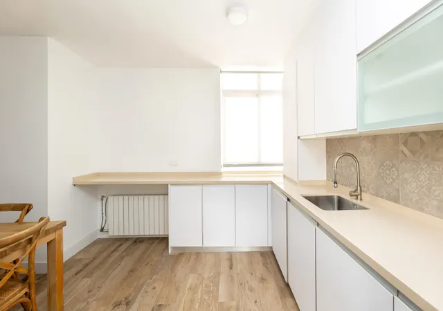 SALE A LA VENTA EXTRAORDINARIO ATICO "REFORMADO" EN GRANADA — 10