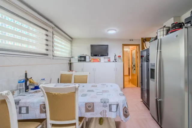 Precioso chalet adosado de cinco dormitorios y tres baños en el PAU de Carabanchel — 12