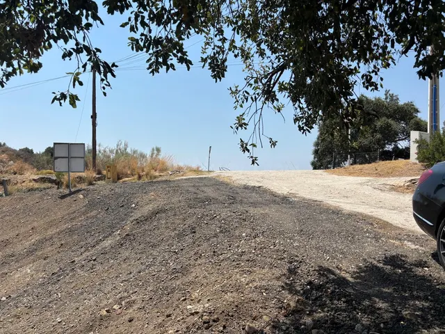 Parcela con licencia en Estepona: vistas mar y montaña - foto 4