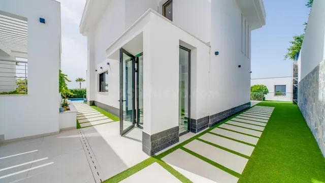 EXCLUSIVA VILLA DE LUJO CON VISTAS AL MAR - foto 5