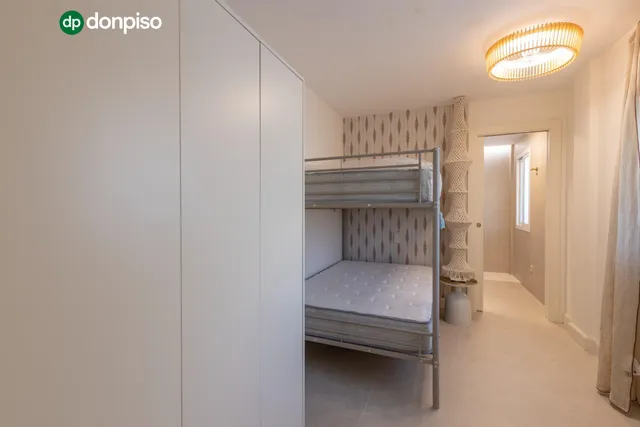 ¡exclusivo apartamento en primera linea de playa con reforma integral de alta gama! — 24