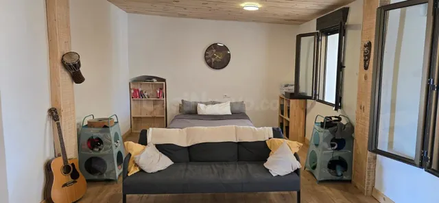 Casa de campo con encanto, 3 dormitorios y gran parcela en L - foto 2