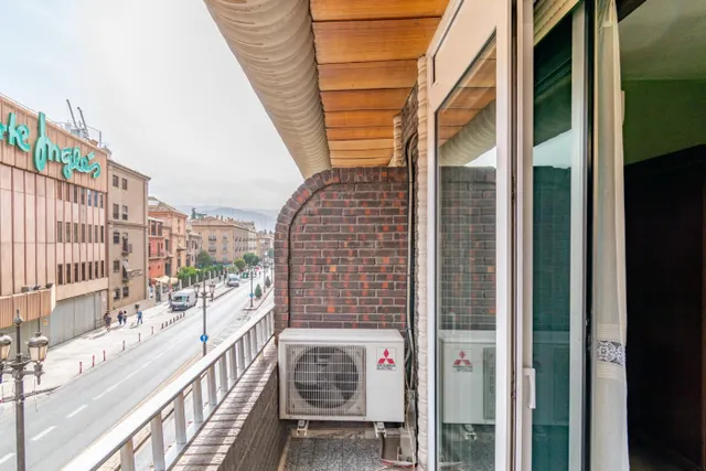 ESPECTACULAR VIVIENDA EN ACERA DEL DARRO — 17