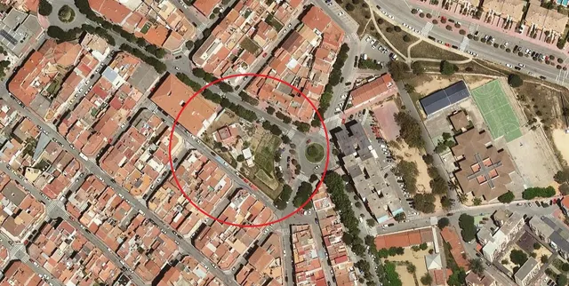 Terreno urbano edificable en venta en Sant Feliu de Guíxols. - foto 2