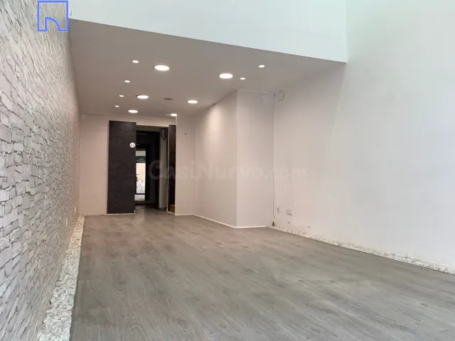 Local Comercial en Zona Centro; 650€ - foto 2