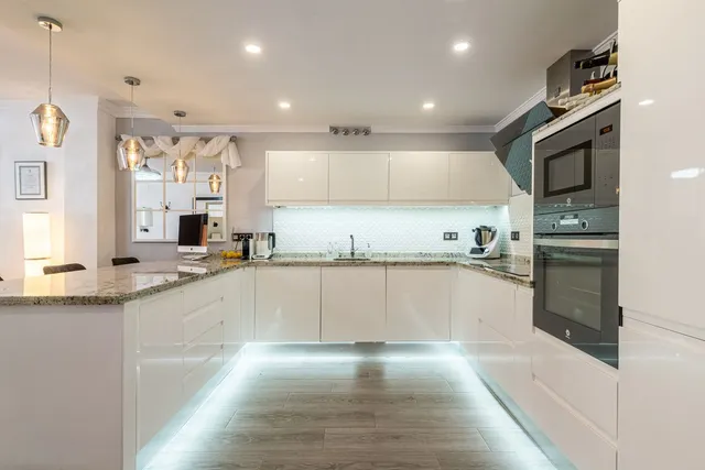 Apartamento 2 habitaciones 126m² en venta - Costa del Sol - foto 3