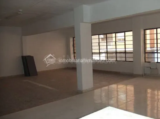 Local comercial 130m² en alquiler - Centro - foto 4