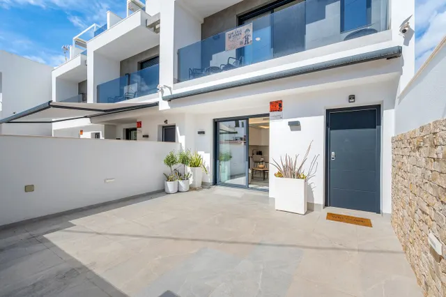 Casa 3 habitaciones en venta - Zona Pueblo — 11