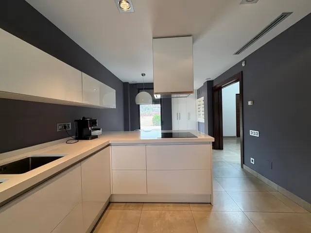 Exclusiva villa de lujo en Elda - la jaud - elegancia, modernidad y confort en entorno rural — 19