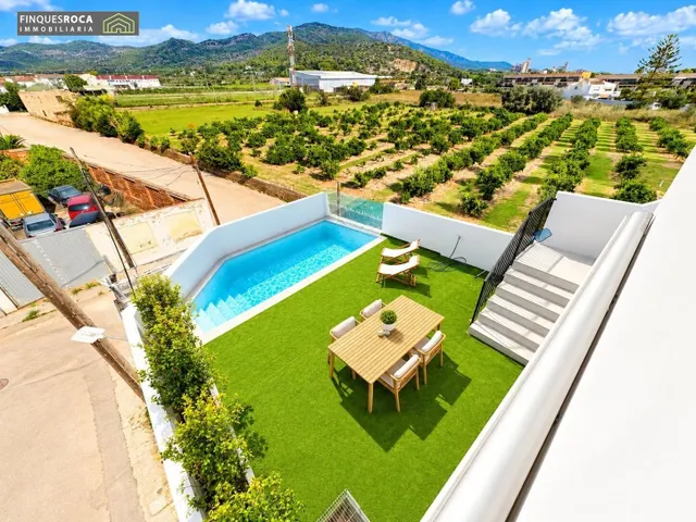 Exclusivo chalet de diseño con piscina privada a 200 metros del mar en les cases d’alcanar — 38
