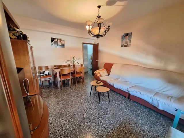 ¡Casa amplia a solo 758 €/m2! · 5 dormitorios, patio y planta baja ideal para garaje, negocio o 2º vivienda. — 11