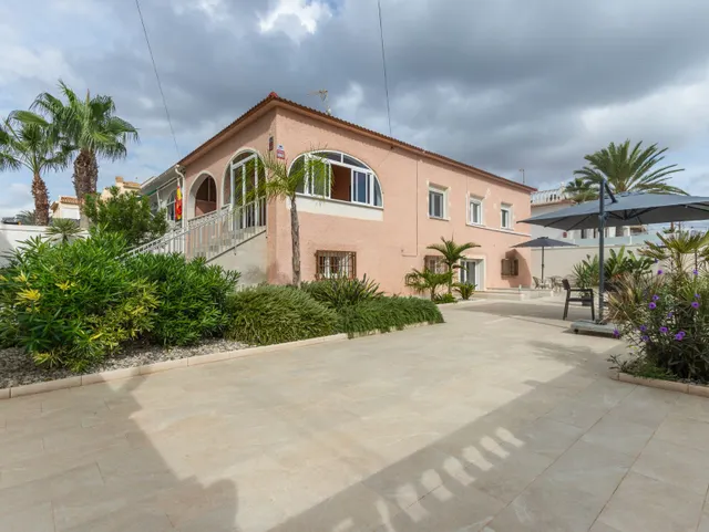 Casa 3 habitaciones 216m² en venta - Punta Prima — 8