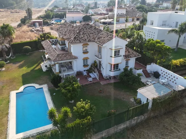 Chalet 7 habitaciones 623m² en venta - Marbella — 32