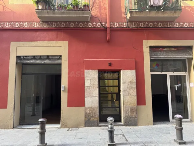 Local comercial - Carrer de l'Om — 2