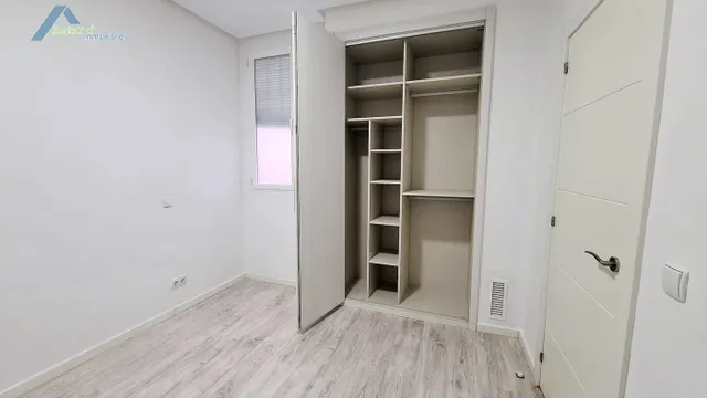 Piso en alquiler en Don Jaime I — 13