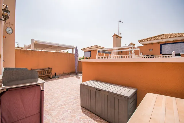 **Dúplex en Venta en Orihuela Costa - ¡Tu nuevo hogar te espera!** — 35