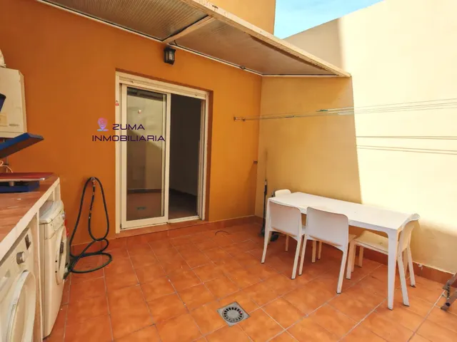 Piso en el Puerto de la Torre, Málaga. — 16